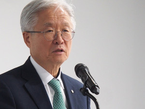 '렉라자 쉐프' 유한양행, '신약개발 플랫폼 회사'로 방향 전환 - 뉴스 썸네일 이미지