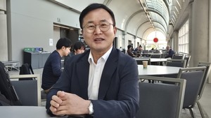 큐로젠 "글로벌 빅파마와 CDA 확대...CR-C003 8월 독성시험" - 뉴스 썸네일 이미지