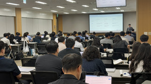 원료의약품 개발도 AI·자동화로...KDRA, 합성·공정 혁신기술 공유 - 뉴스 썸네일 이미지
